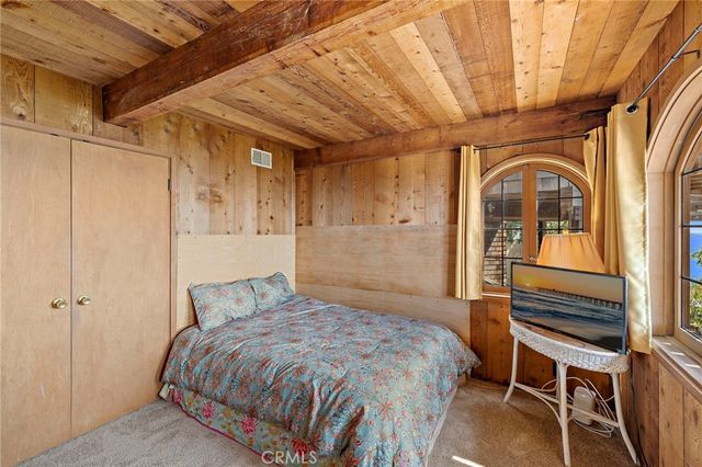2147 Crestview Drive, Laguna Beach, CA 92651