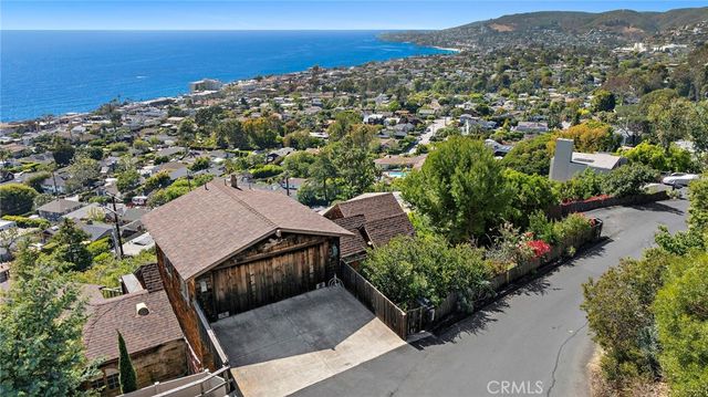 2147 Crestview Drive, Laguna Beach, CA 92651