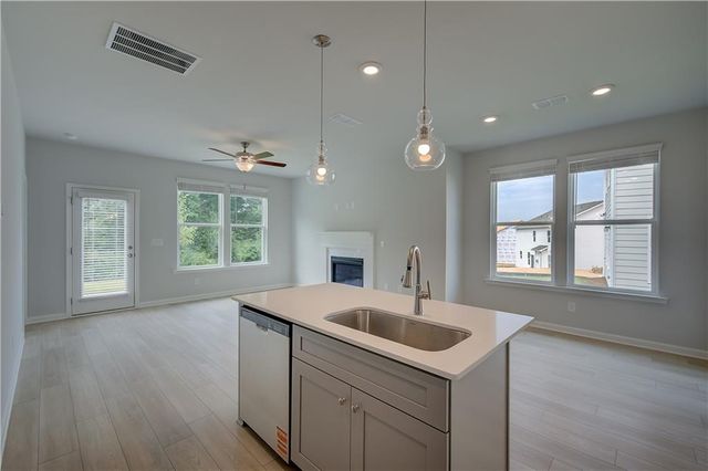 265 Abbotts Crossing Circle, Conyers, GA 30094