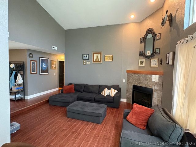 13772 S Nyssa Place, Glenpool, OK 74033