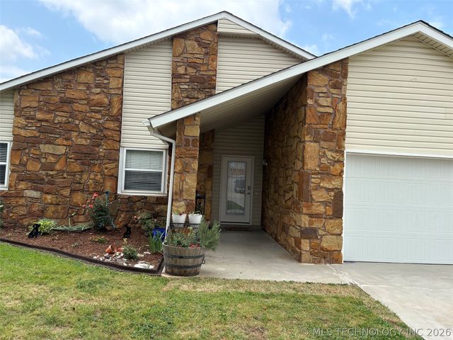 13772 S Nyssa Place, Glenpool, OK 74033