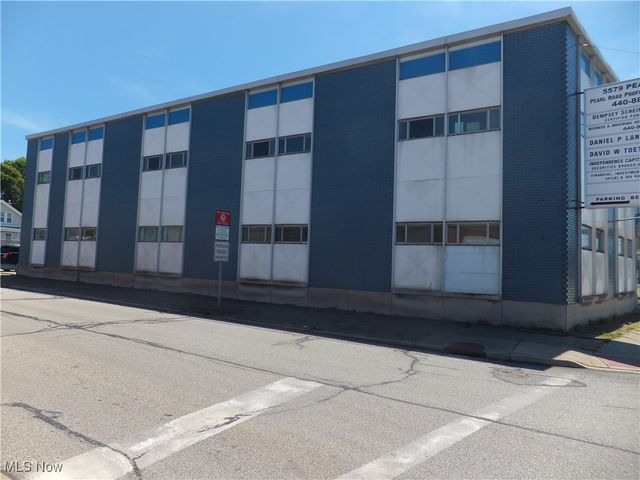 5579 Pearl Road, Parma, OH 44129