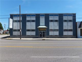 5579 Pearl Road, Parma, OH 44129