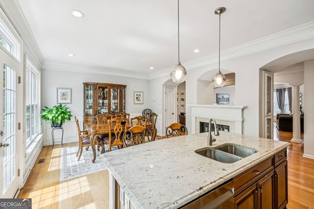 3900 Old Atlanta Station Drive SE, Atlanta, GA 30339