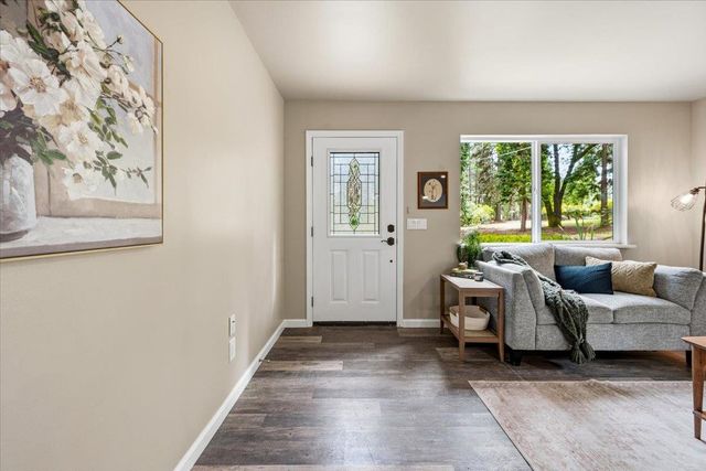 15423 Rattlesnake Rd, Grass Valley, CA 95945