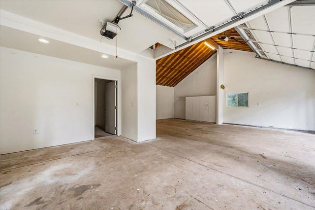15423 Rattlesnake Rd, Grass Valley, CA 95945