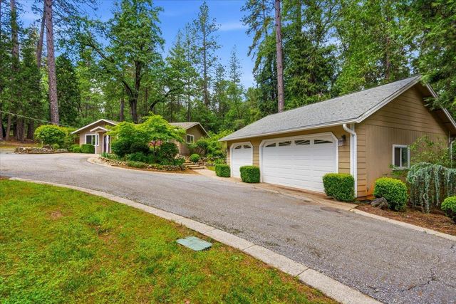 15423 Rattlesnake Rd, Grass Valley, CA 95945