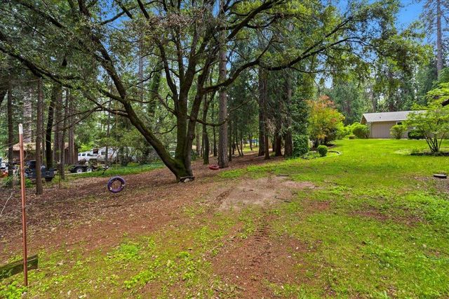 15423 Rattlesnake Rd, Grass Valley, CA 95945