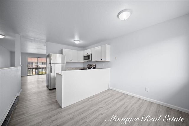 1051 Abbey Court, Holland, MI 49423