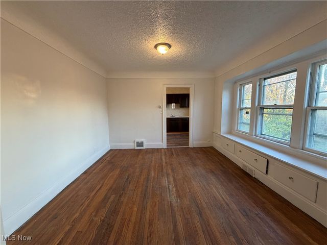 11222 Revere Avenue, Cleveland, OH 44105