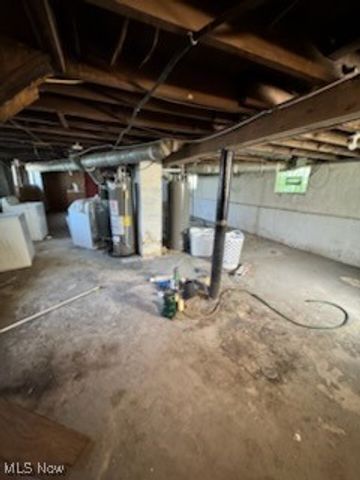 11222 Revere Avenue, Cleveland, OH 44105