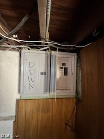 11222 Revere Avenue, Cleveland, OH 44105