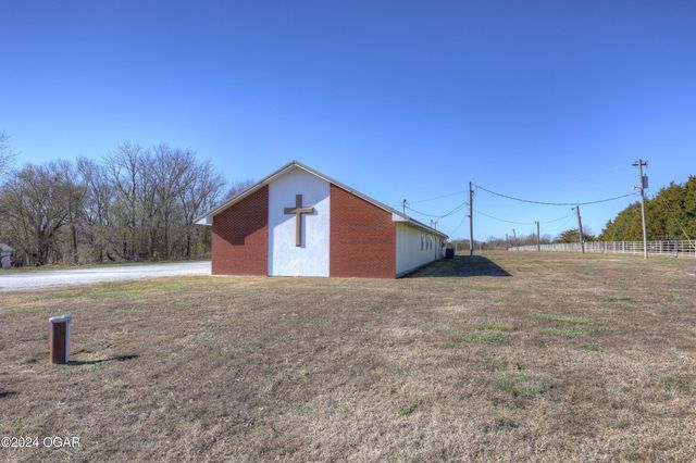 419 County Road 150, Diamond, MO 64840