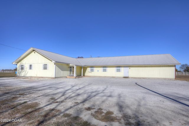 419 County Road 150, Diamond, MO 64840