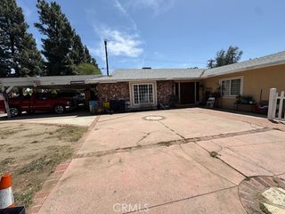 12112 Hoyt Street, Sylmar (los Angeles), CA 91342
