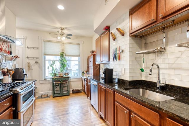 143 N LINWOOD AVE, Baltimore, MD 21224