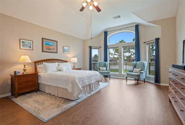 2967 Rising Tide Lane, League City, TX 77573