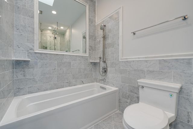 1919 N Drake Avenue B, Chicago, IL 60647