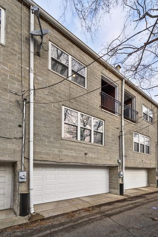1919 N Drake Avenue B, Chicago, IL 60647