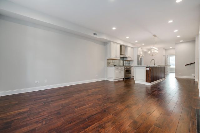 1919 N Drake Avenue B, Chicago, IL 60647