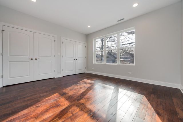 1919 N Drake Avenue B, Chicago, IL 60647