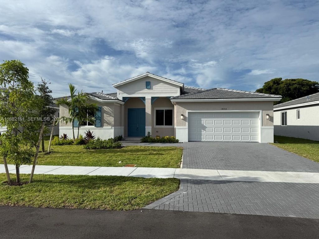 1828 NE 1st Street, Homestead, FL 33033
