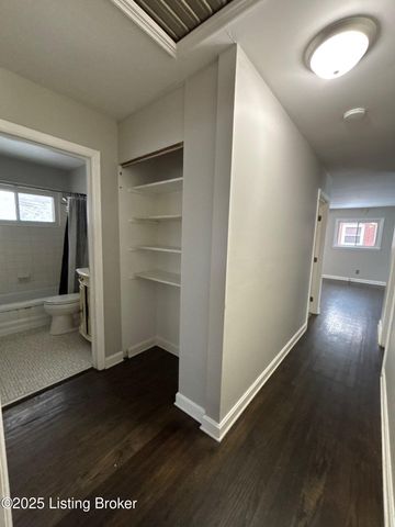 3445 Allison Way, Louisville, KY 40220