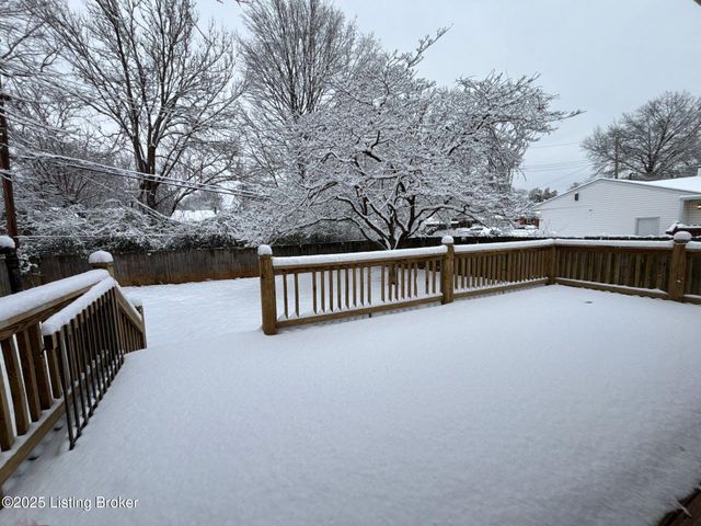 3445 Allison Way, Louisville, KY 40220