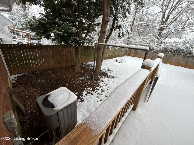 3445 Allison Way, Louisville, KY 40220