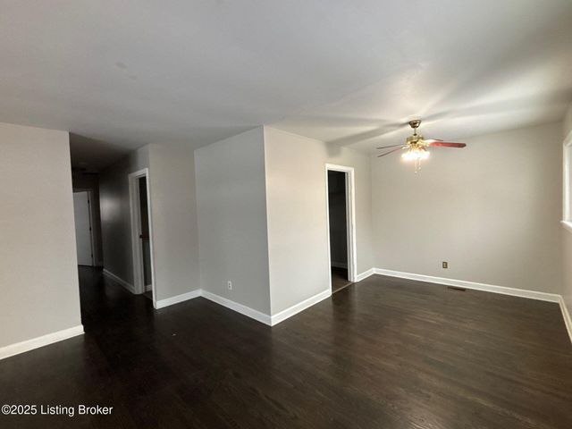 3445 Allison Way, Louisville, KY 40220