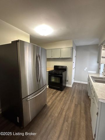 3445 Allison Way, Louisville, KY 40220