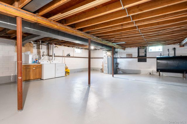 23 Staller Boulevard, Hampton Bays, NY 11946