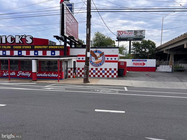 39 E OREGON AVE, Philadelphia, PA 19148