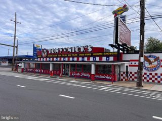 39 E OREGON AVE, Philadelphia, PA 19148