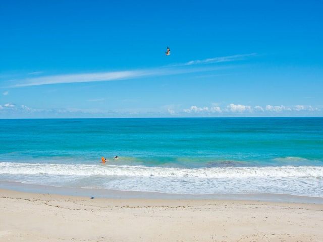 4049 Ocean Drive 402, Vero Beach, FL 32963