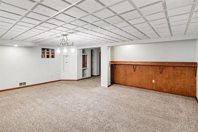 1550 Hollywood Lane, Florissant, MO 63033