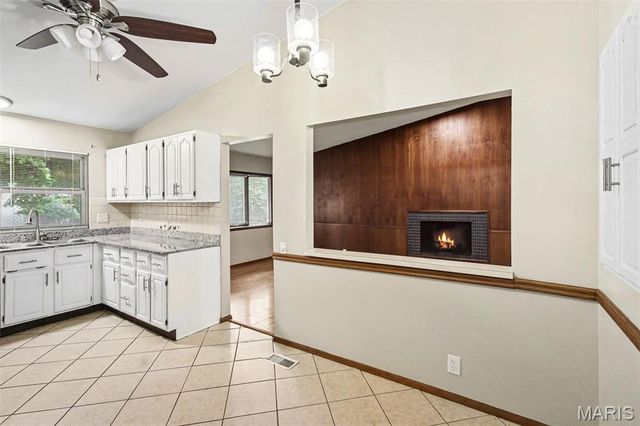 1550 Hollywood Lane, Florissant, MO 63033