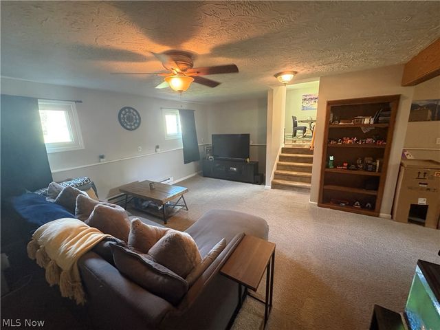 110 Habant Drive, Amherst, OH 44001