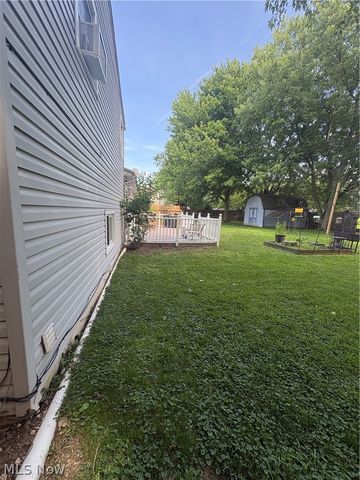 110 Habant Drive, Amherst, OH 44001