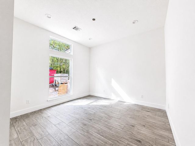 8767 Lauren Lane, Waller, TX 77484