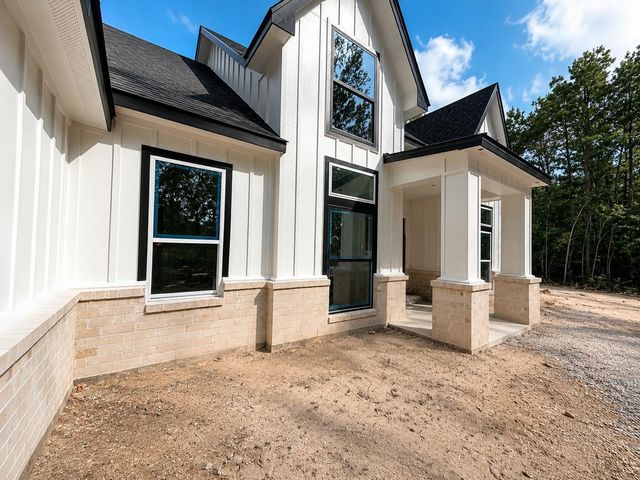 8767 Lauren Lane, Waller, TX 77484
