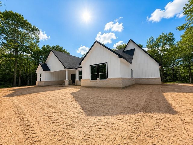 8767 Lauren Lane, Waller, TX 77484
