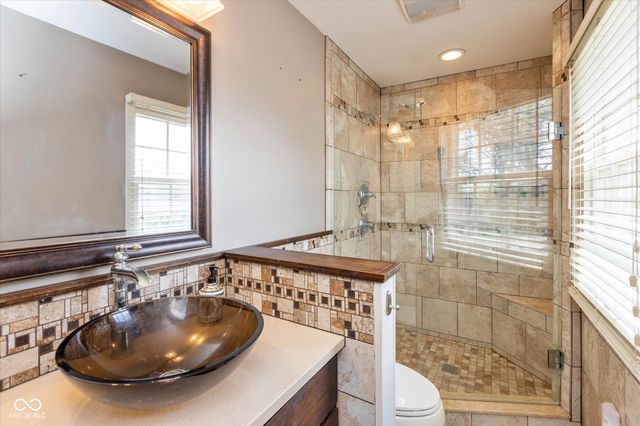 1244 Darby Lane, Indianapolis, IN 46260