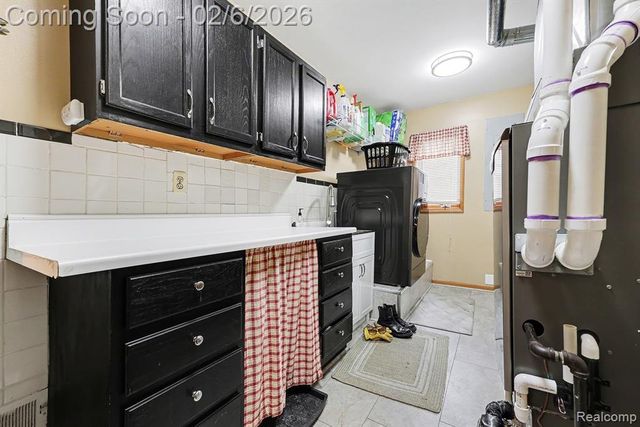 7277 Cardinal Street, Algonac, MI 48001