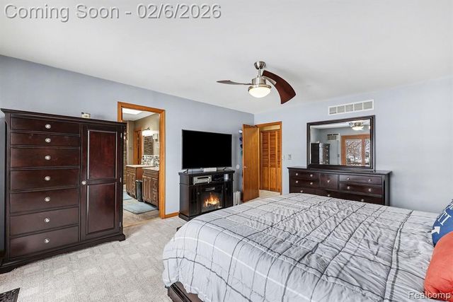 7277 Cardinal Street, Algonac, MI 48001