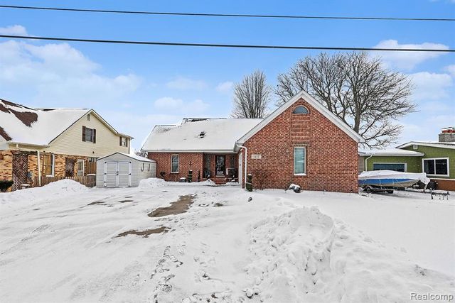 7277 Cardinal Street, Algonac, MI 48001