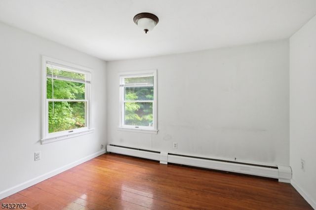 84 Scudders Rd, Sparta Twp., NJ 07871