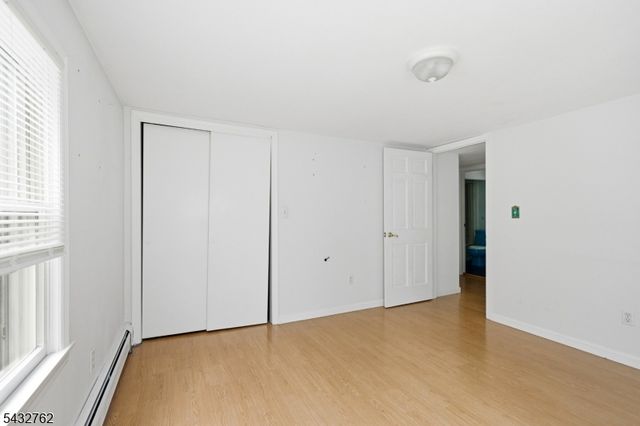 84 Scudders Rd, Sparta Twp., NJ 07871