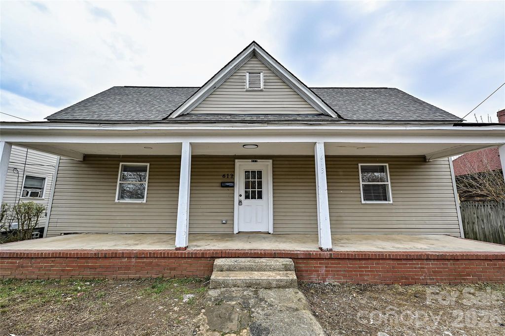 613 E Liberty Street, Salisbury, NC 28144