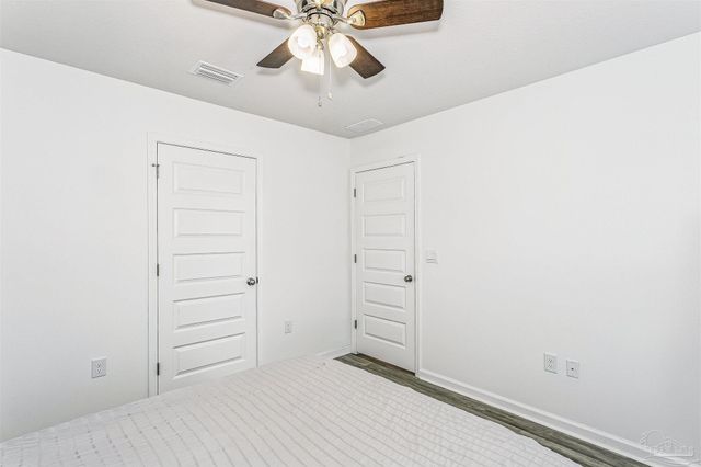 2536 Sutton Place Dr, Cantonment, FL 32533